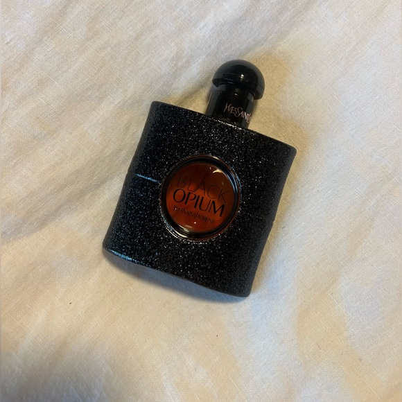 Yves Saint Laurent Black Opium Eau de Parfum - Picture 1 of 3